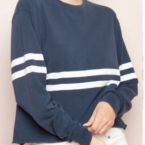 🦋🦋navy blue brandy sweater